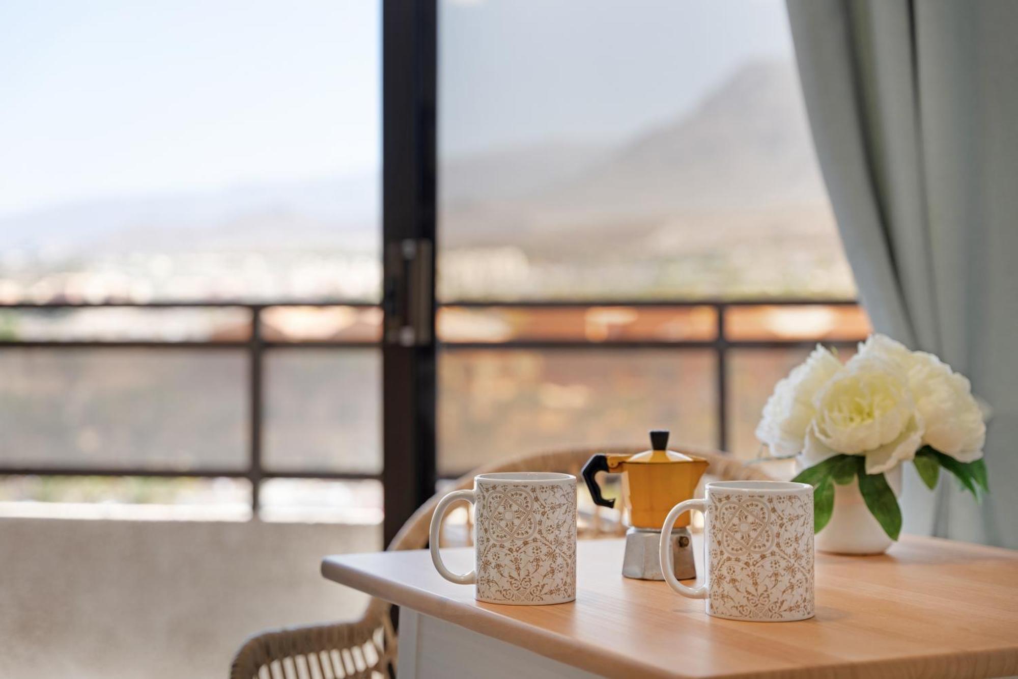 Apto Shasha Los Cristianos By Paramount Holidays อาโรนา ภายนอก รูปภาพ